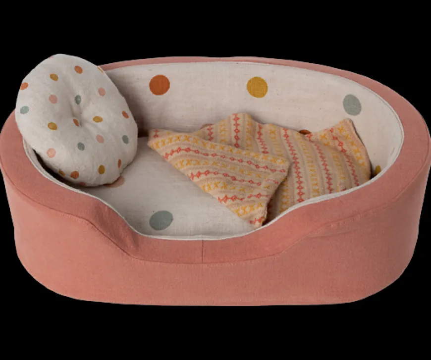 Shop Dog Basket - Coral Puppies