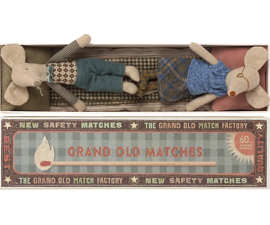 Fashion Grandma & Grandpa Mice In Matchbox Mum & Dad