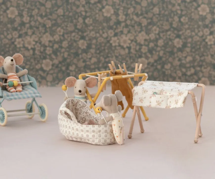 Sale Nursery Table, Baby Mouse - Rose My & Micro