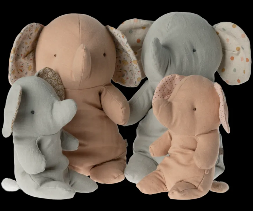 Sale Safari Friends, Small Elephant - Rose Safari Friends