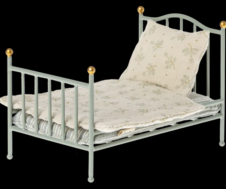 Discount Vintage Bed, Mouse - Mint Castle Furniture